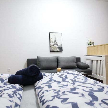 Comfort Triple Room Th Vienna Exterior photo